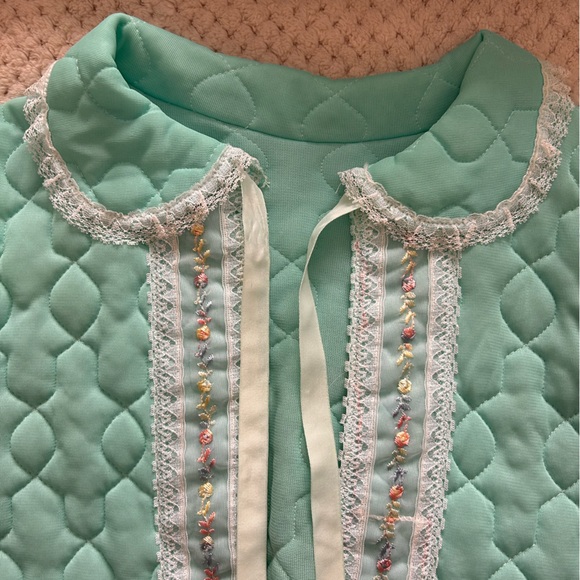 SOLD Vintage quilted jacket - Picture 4 of 7